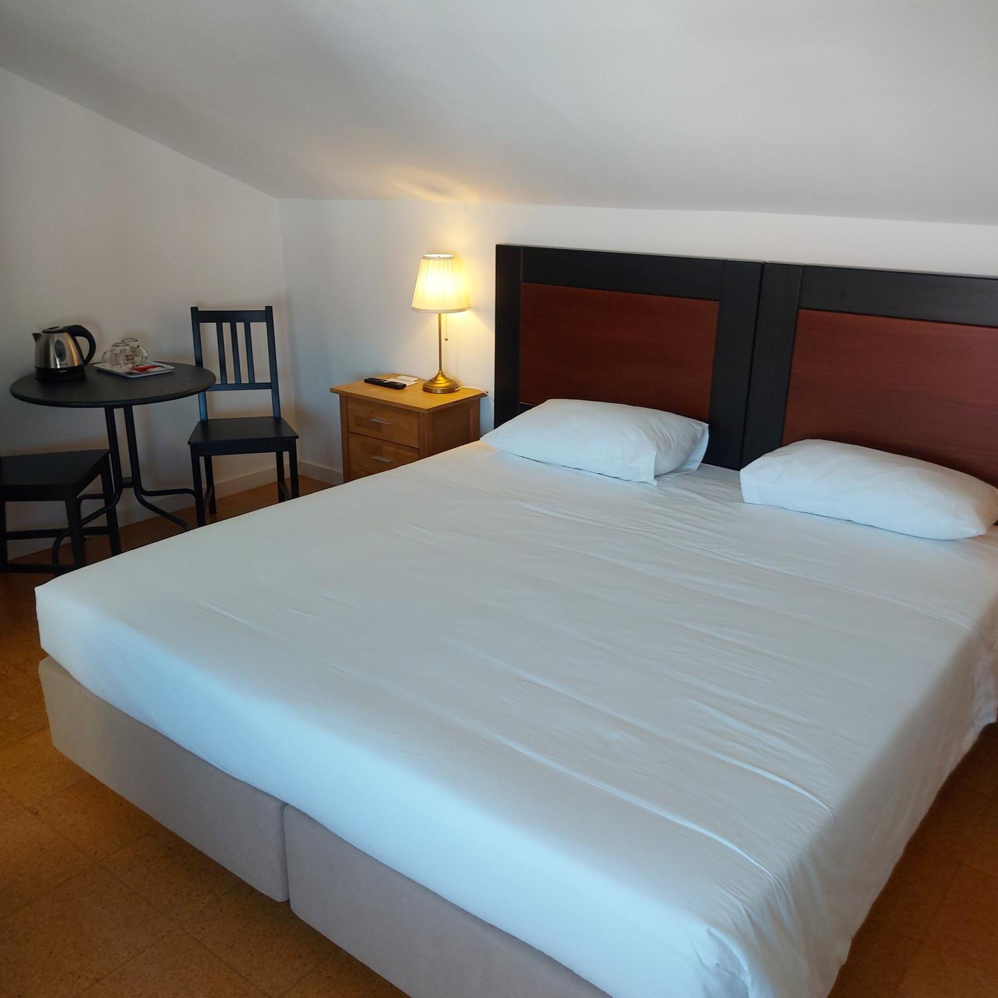 Hotel Soleil Bleu Vila Nova de Milfontes Pokoj fotografie